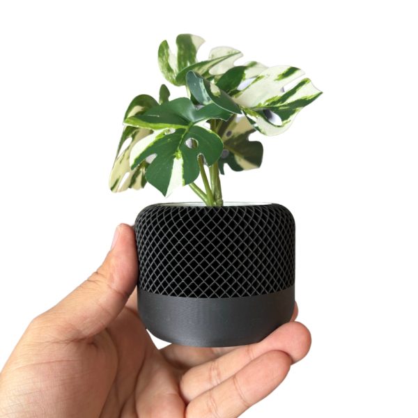 3D Printed Heavy Plant Pot with Textured Design - Image 3
