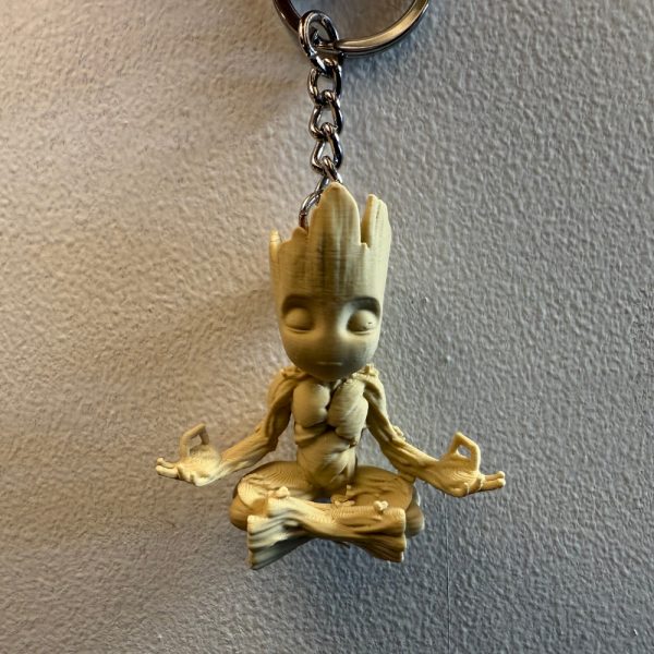 3D Printed Groot Keychain – High Quality Marvel-Inspired Design - Image 2